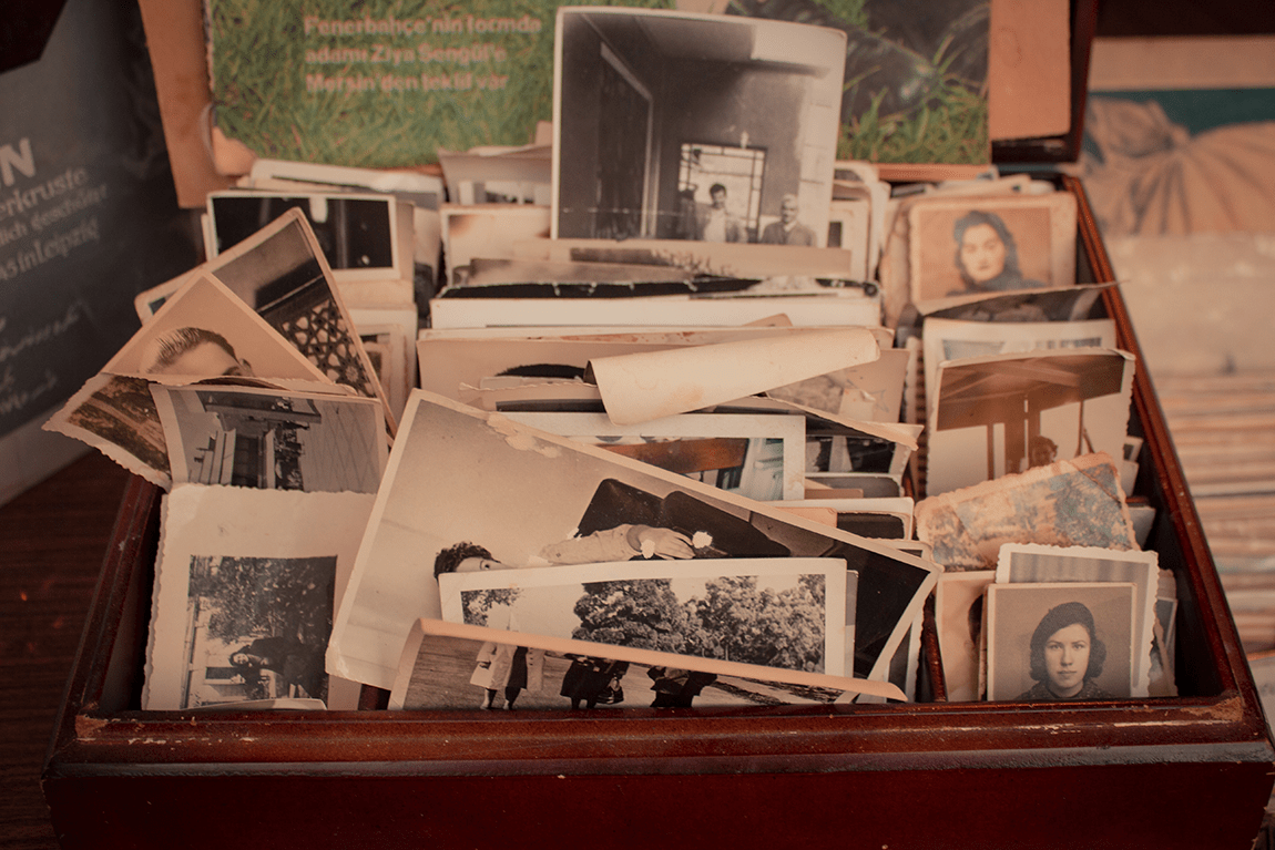 Top 5 Reasons to Digitize Your Photos with a Local Service​